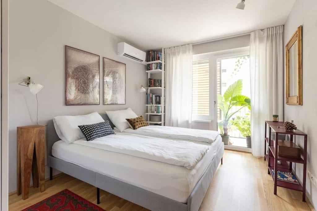 Dream Apartment - Central And Quiet With Ac And Free Parking Garage Viena Exterior foto